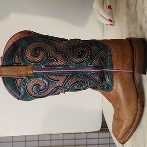 Ariat Baja | Venttek Pink and Teal Western Heeled Boots Sz 6.5